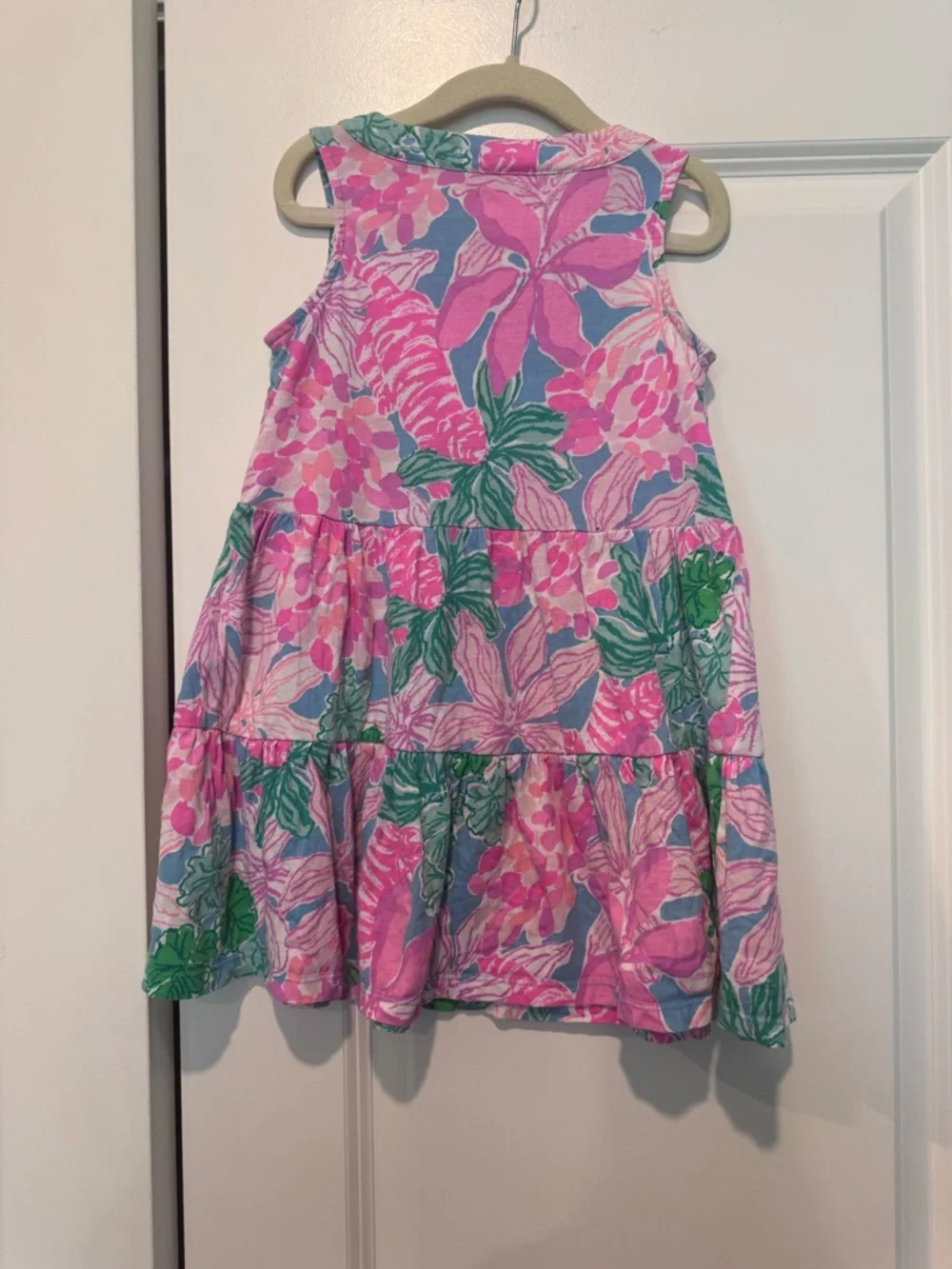 Girls Lilly Pulitzer Lorina Swing Dress Size Small (4)